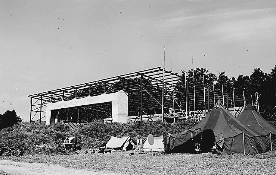 Historische Aufnahme des Hallenneubaus der LGH