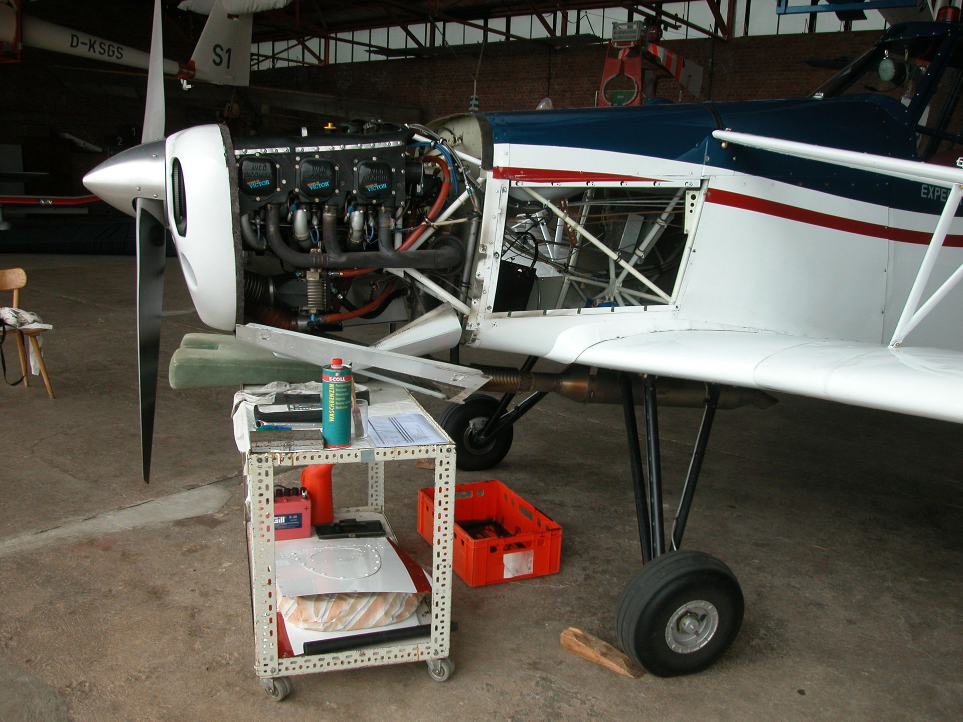 Die Piper Pawnee mit offener Cowling